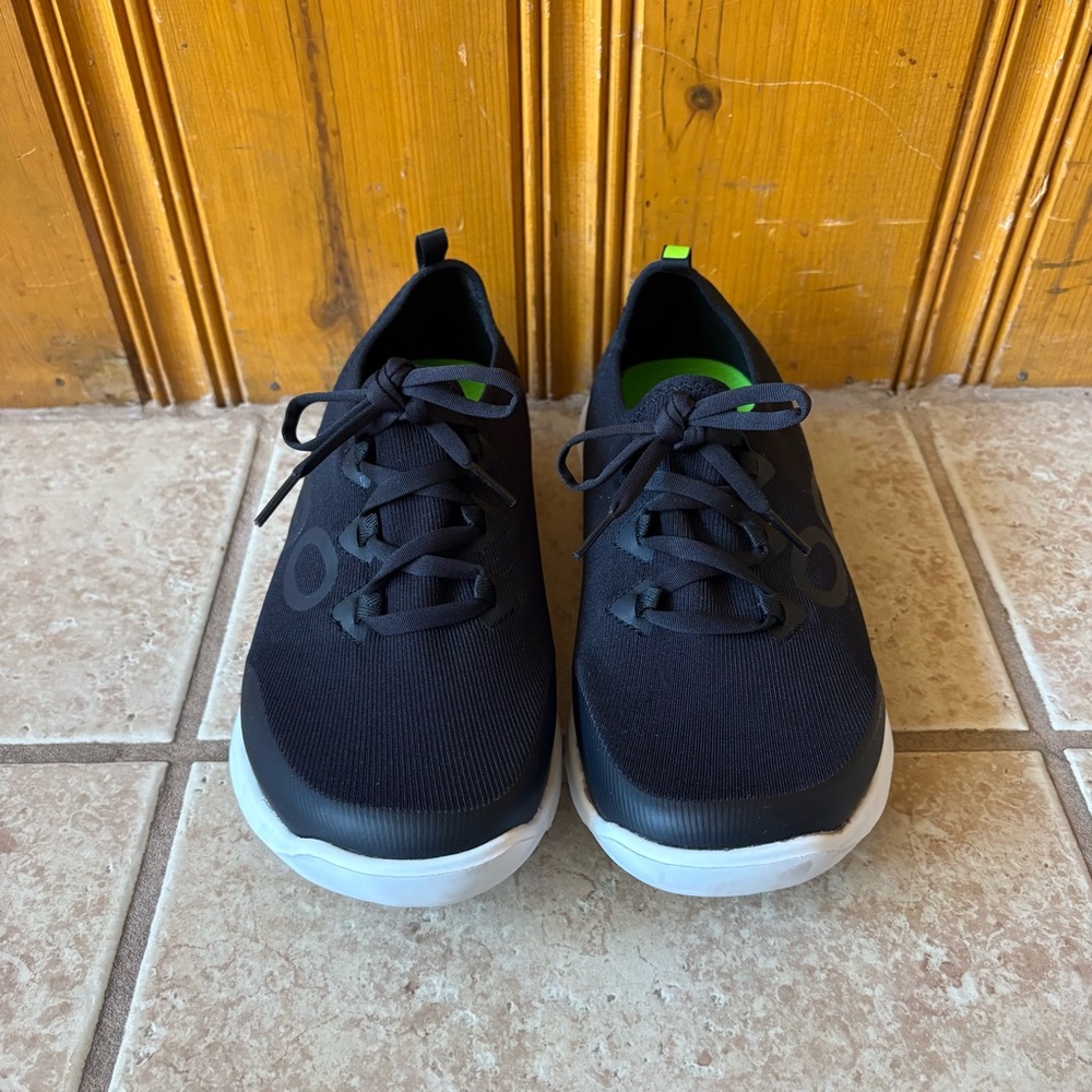 NEW OOFOS Men's OOmg Black/White Sport LS Low-Top Lace-Up Sneakers Size M 8
